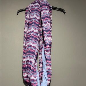 Chatties Pink and Blue Infinity Scarf